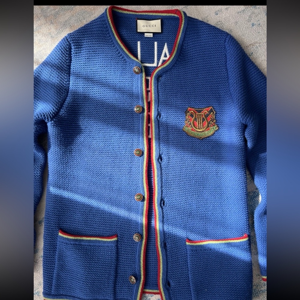 GUCCI  Women's Blue Wool Knit Cardigan Sweater Embroidered Patch Button Trim